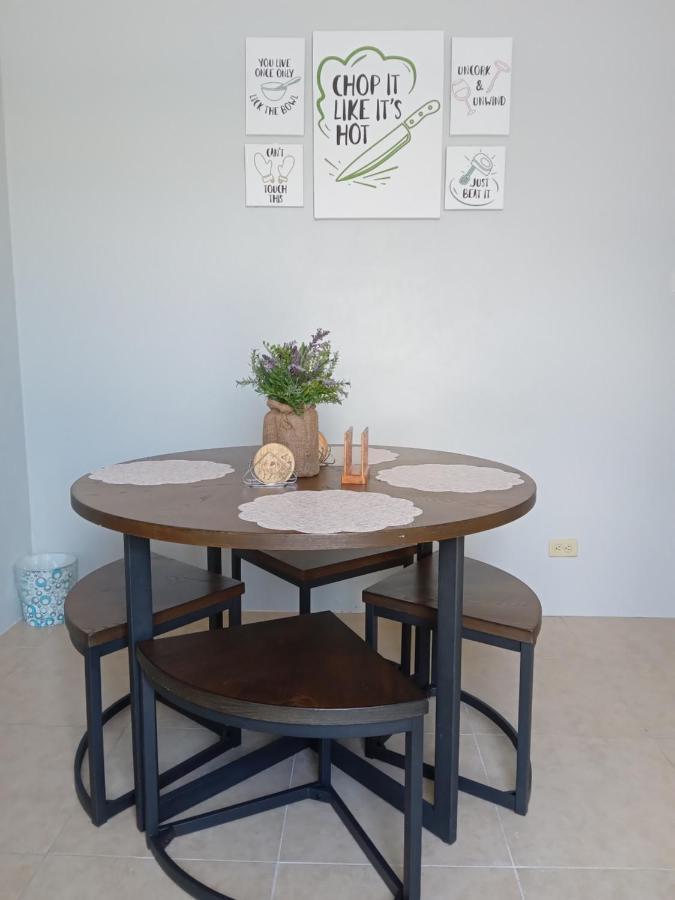 Michand Guest Apartments- Cozy One Or Two Bedroom- 5 Walk Minutes From Airport 10 Mins Drive To Oistins Or Beach Крайст-Черч Екстер'єр фото